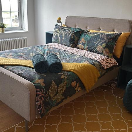 Riverside Cutty Sark 2Bd Retreat Лондон Екстериор снимка